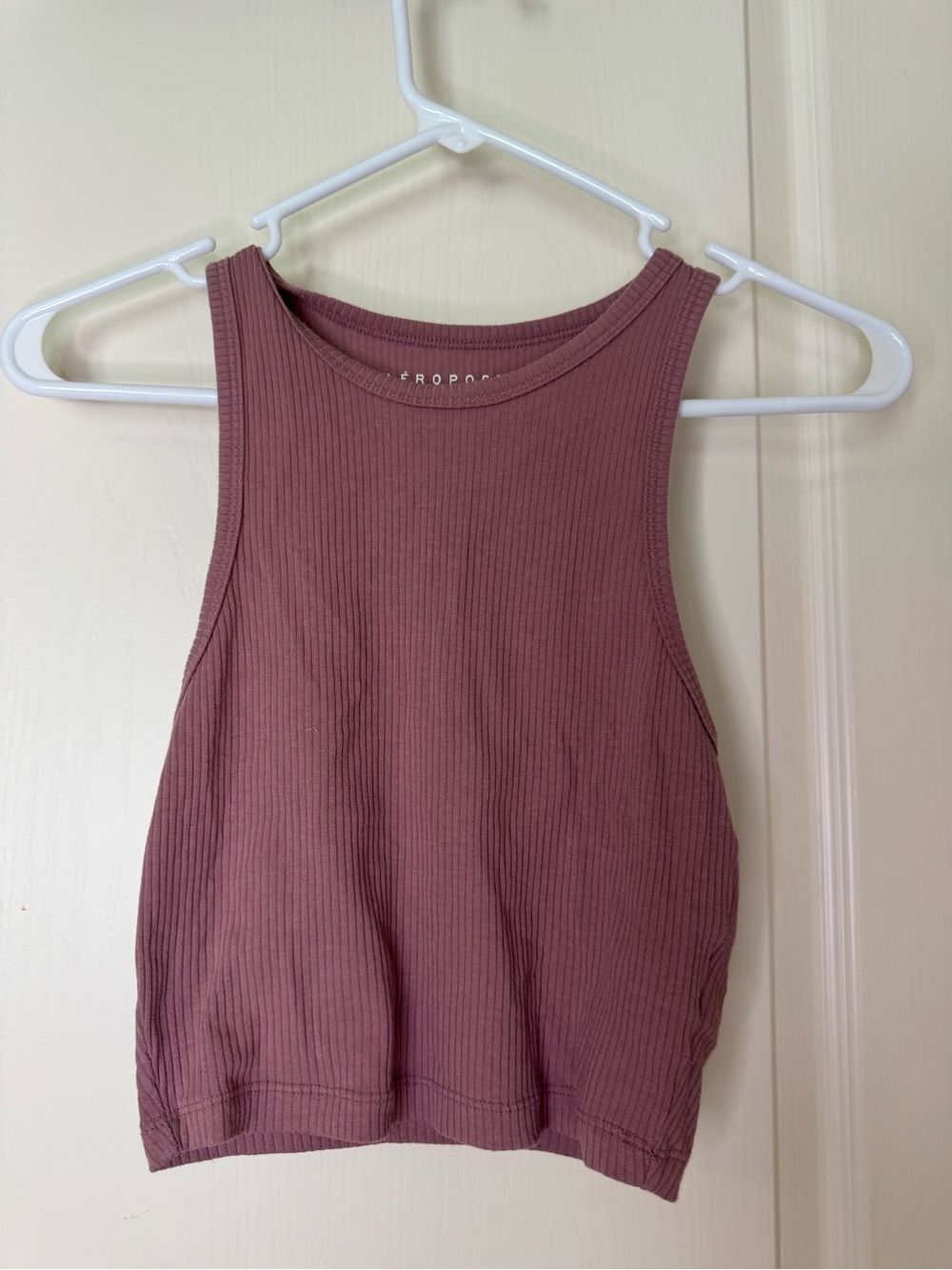 Aeropostale Ribbed Cropped Tank Top in Dusty Mauve